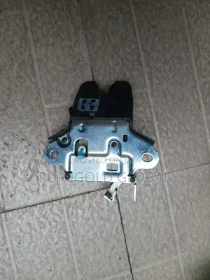 Boot Lock for Sonata 2011
