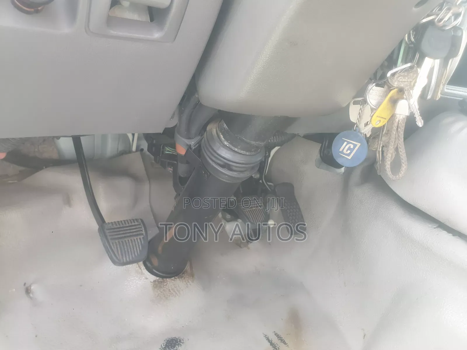 Toyota Coaster 2018 White