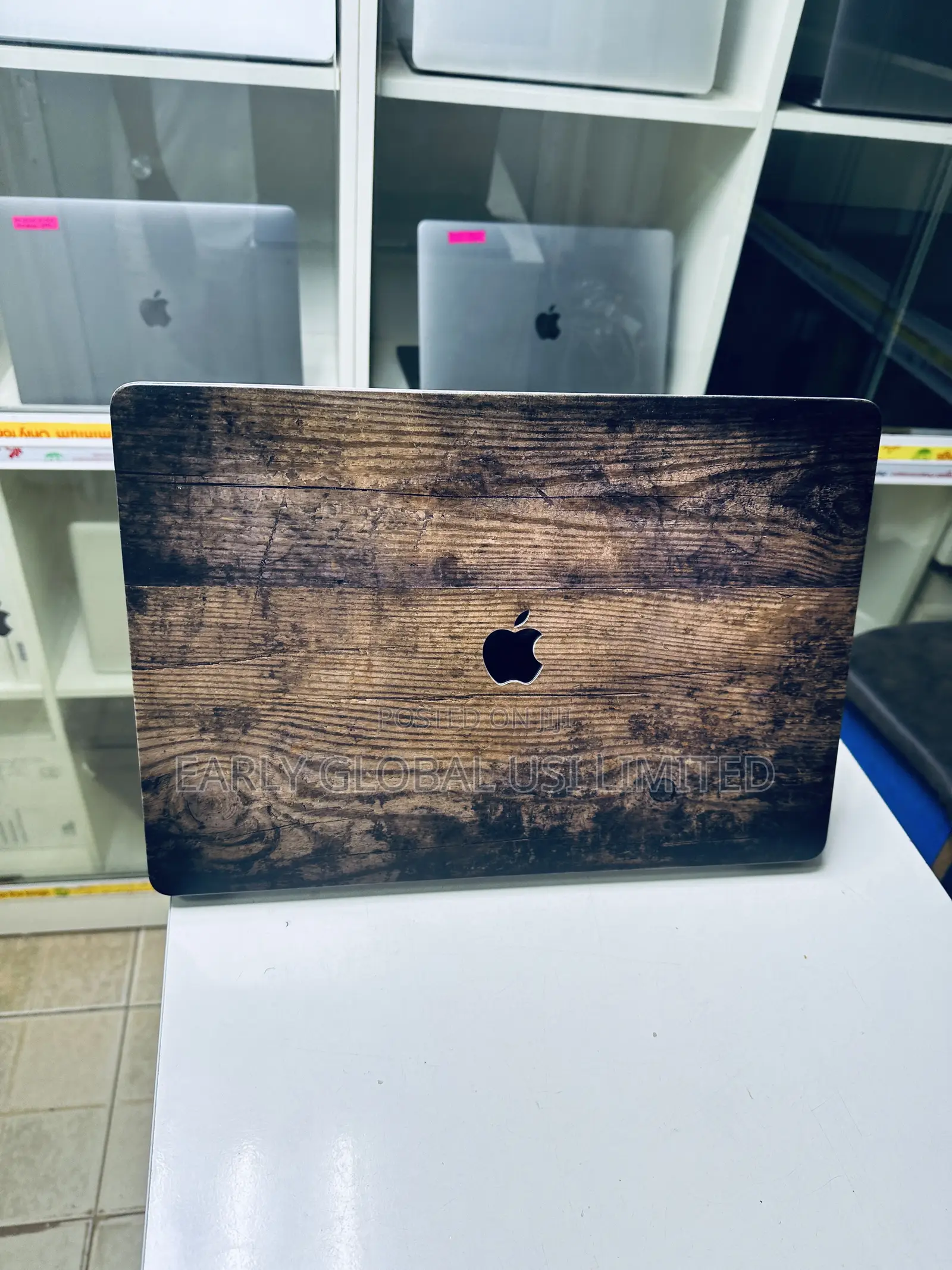 Laptop Apple MacBook Pro 2019 16GB Intel Core I9 SSD 1T
