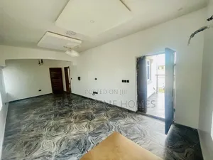 2bdrm Apartment in Igbojia, Molete, Elemoro for rent