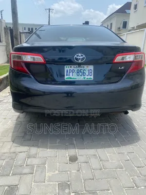 Toyota Camry LE 4dr Sedan (2.5L 4cyl 6A) 2013 Black