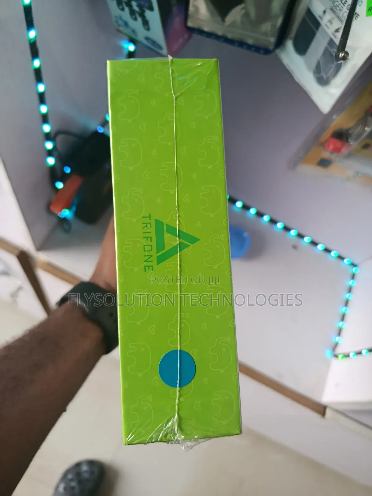New Trifone C718 Pro 8 GB