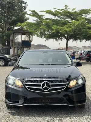 Mercedes-Benz E350 Base 4Matic Sedan AWD (3.5L 6cyl 7A) 2013 Black