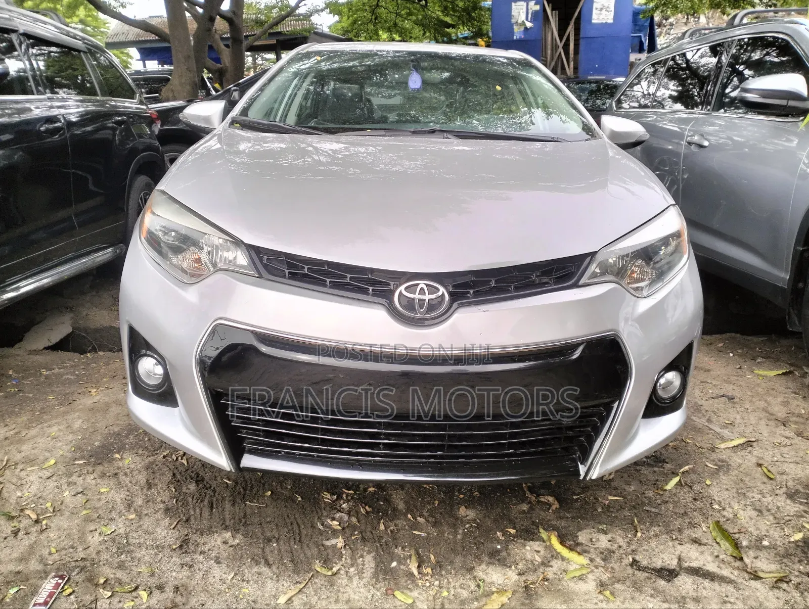 Toyota Corolla 2015 Silver