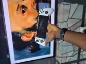 D 11 Phone Controller
