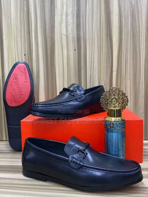Ferragamo Flat Leather Shoes