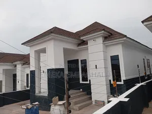 4bdrm Bungalow in Heliu Estate, Enugu for sale