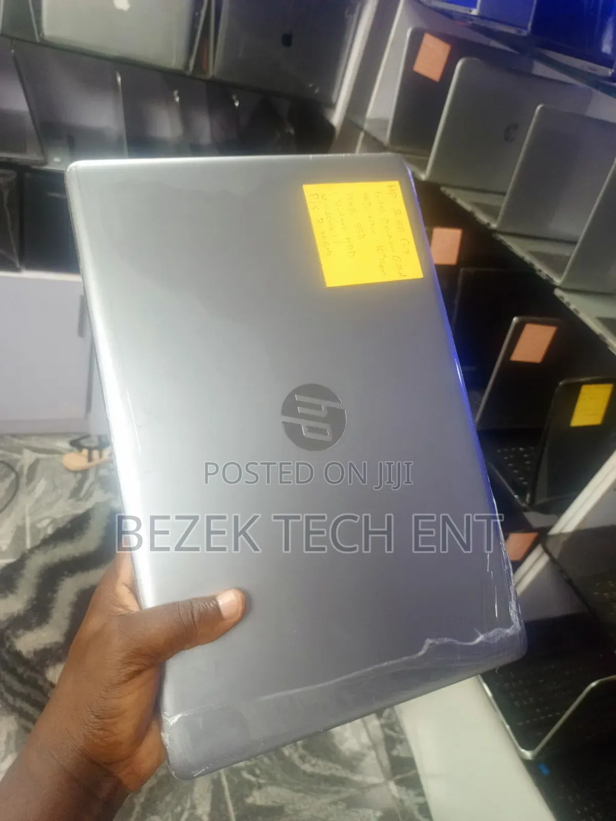 New Laptop HP 250 G7 8GB Intel Pentium HDD+SSD 1T