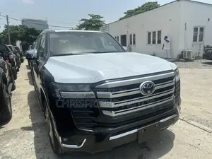 New Toyota Land Cruiser 2025 Black