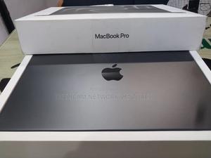 Laptop Apple MacBook Pro 2023 M3 14-Inch 18GB Apple M3 Pro SSD 512GB