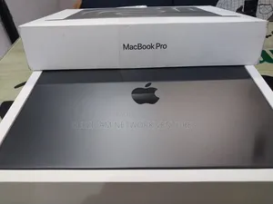 Laptop Apple MacBook Pro 2023 M3 14-Inch 18GB Apple M3 Pro SSD 512GB