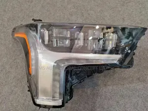 Toyota Tundra 2024 Headlights