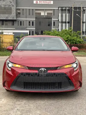 Toyota Corolla 2021 Red