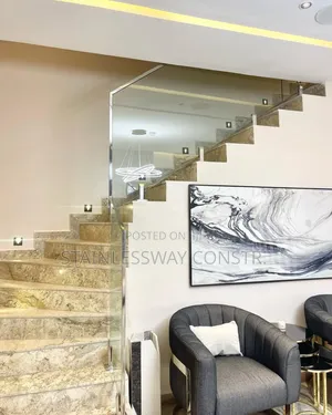 Secured Spigot Base Tampered Plain Glass Railing