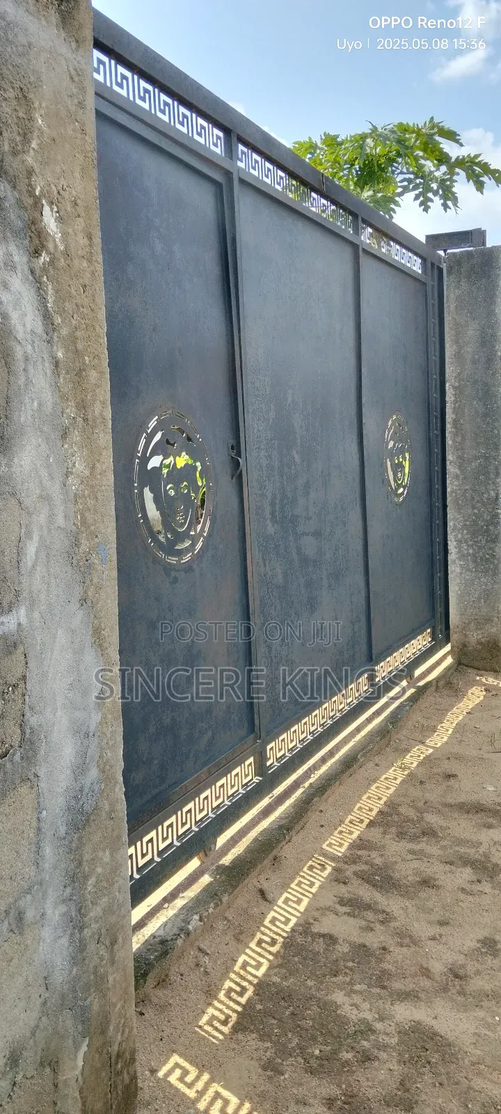 4bdrm Bungalow in Mbierebe Off Stadium for sale