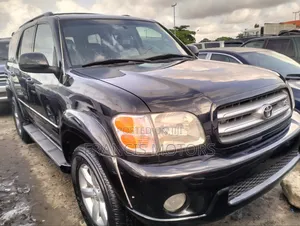 Toyota Sequoia 2004 Black