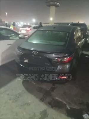 Toyota Yaris 2019 Gray