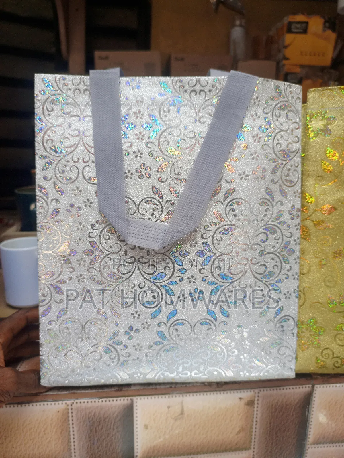 Souvenir Gift Bag (12pcs)