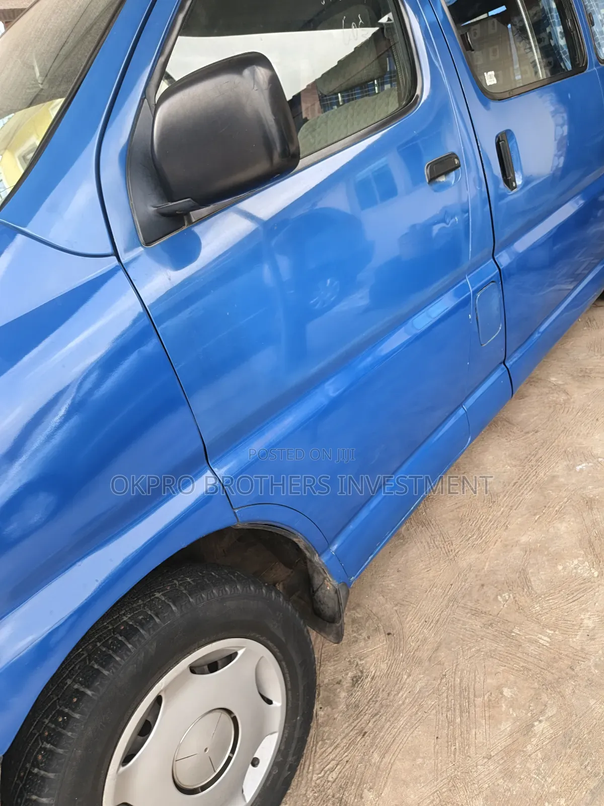 Toyota HiAce 2003 Blue