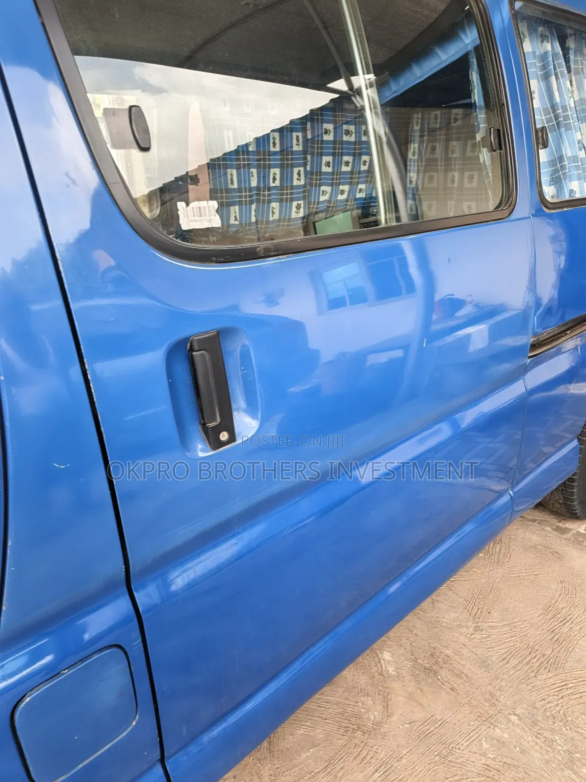 Toyota HiAce 2003 Blue