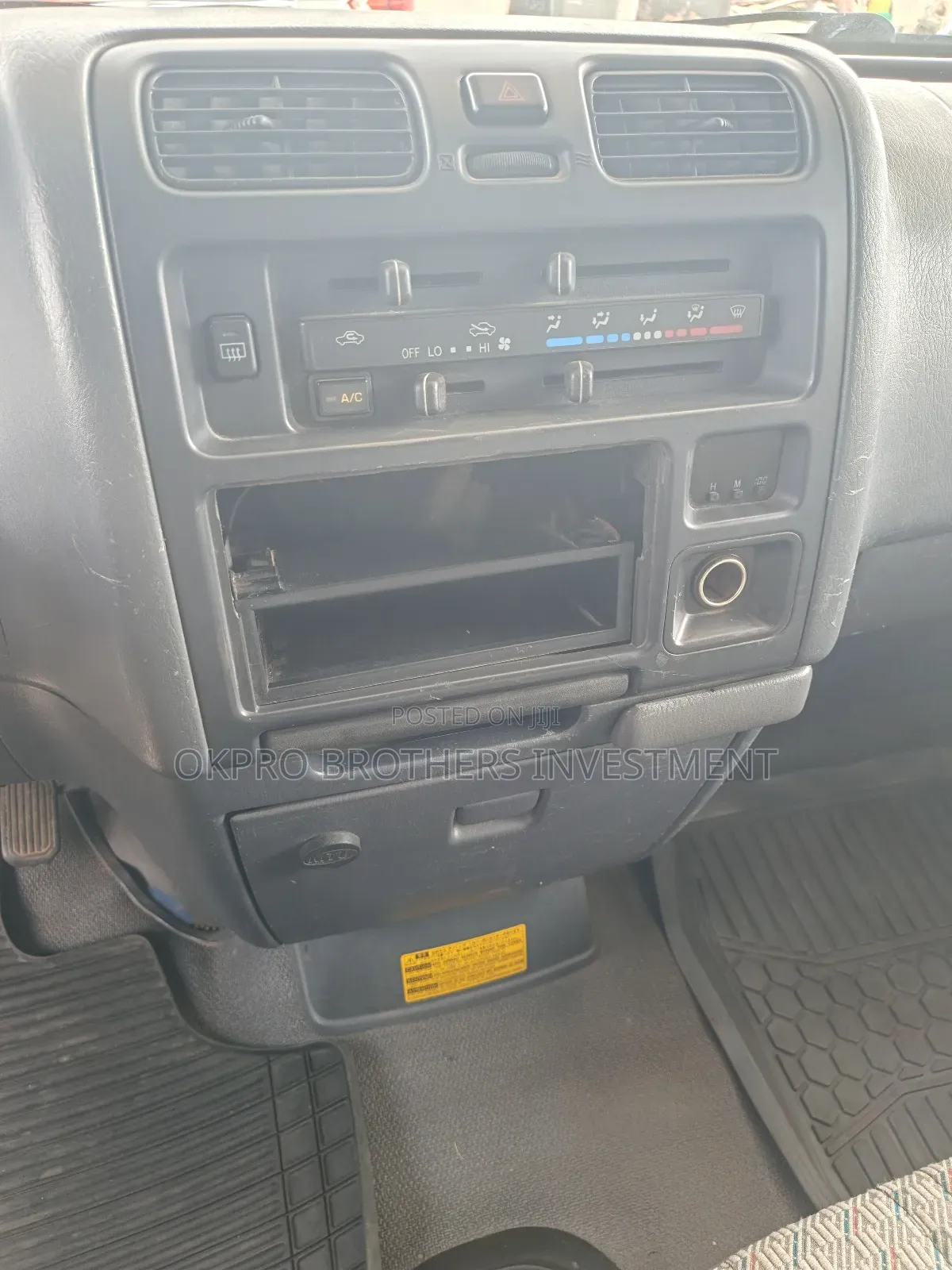 Toyota HiAce 2003 Blue