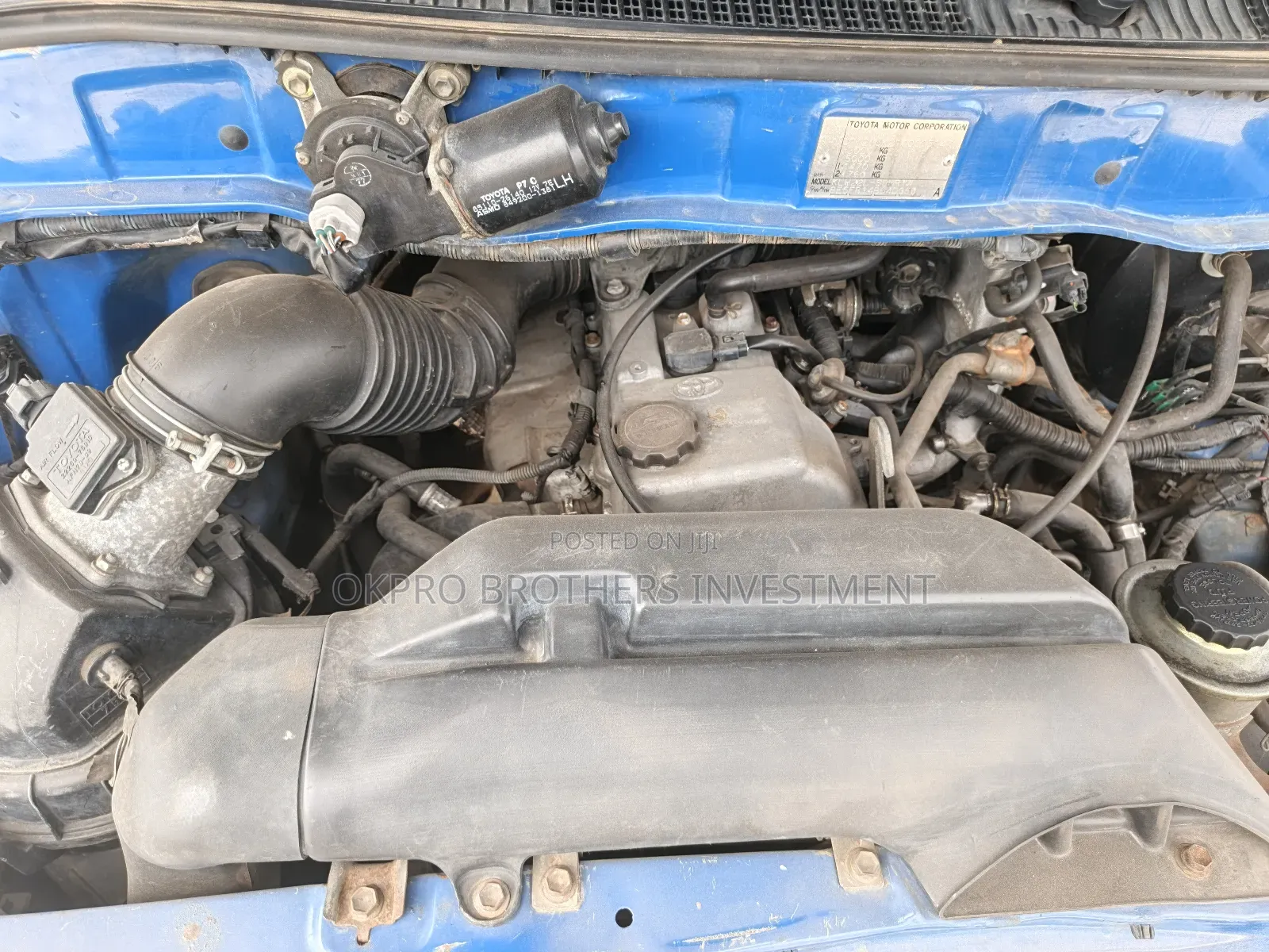 Toyota HiAce 2003 Blue