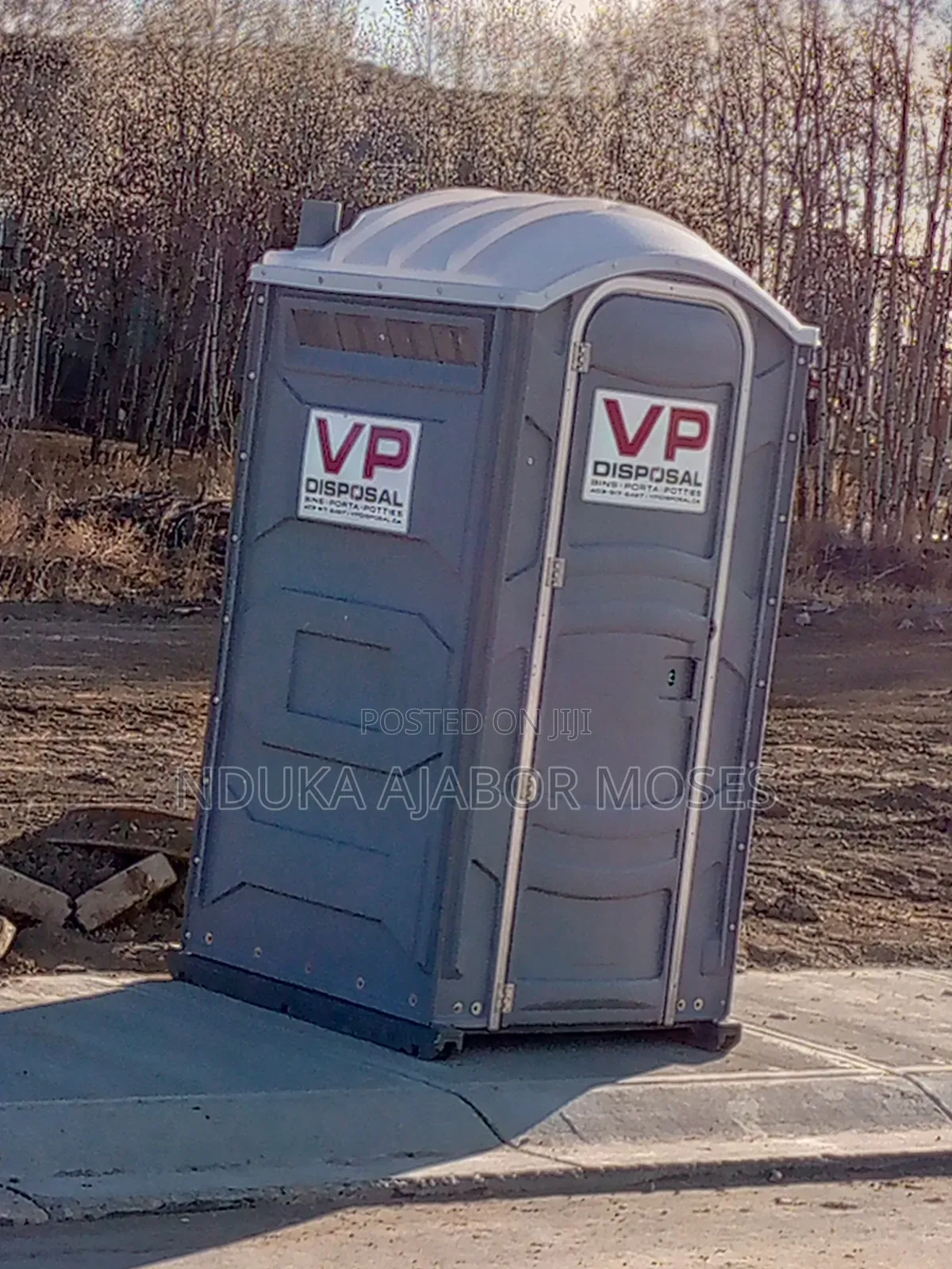 Vip Mobile Toilet