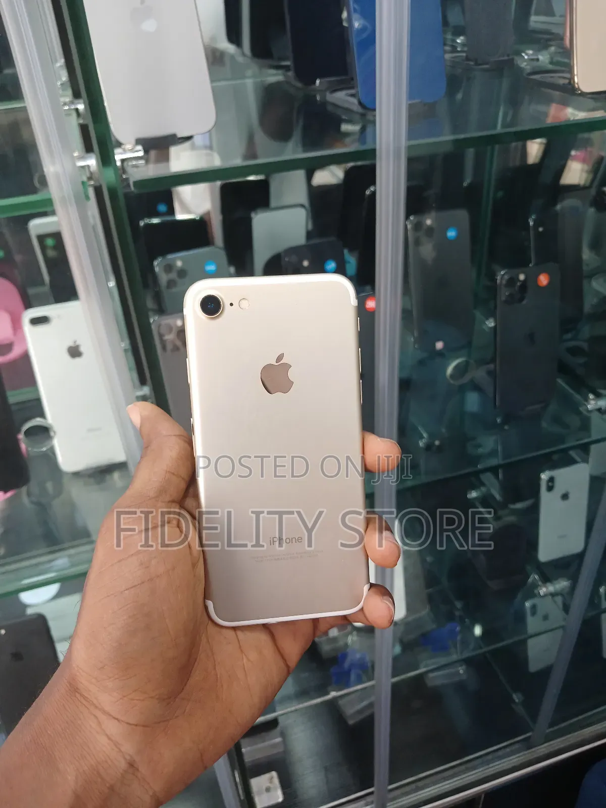 Apple iPhone 7 32 GB Gold