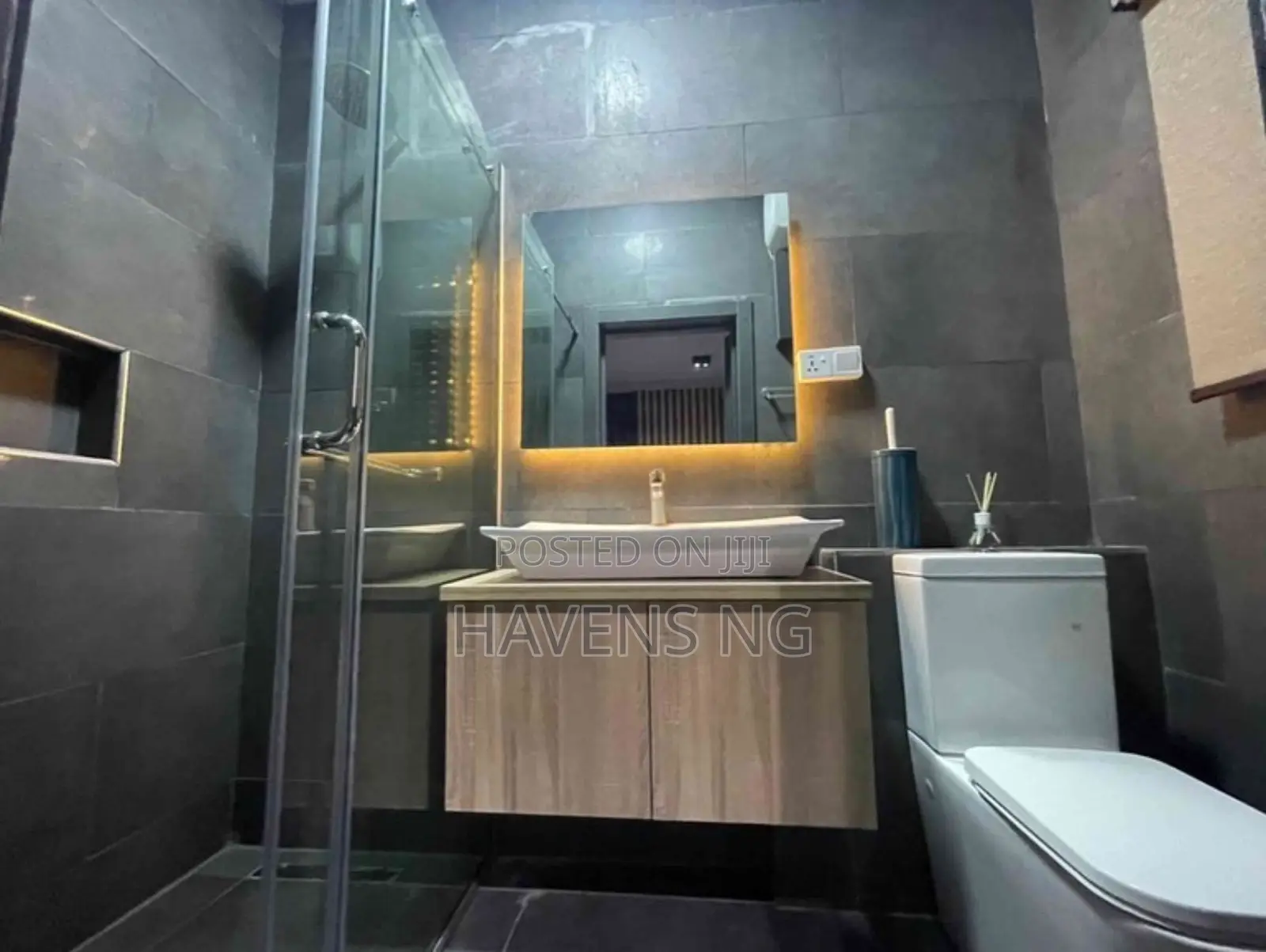 Luxury 2-Bedroom Apartment With Modern Facilities