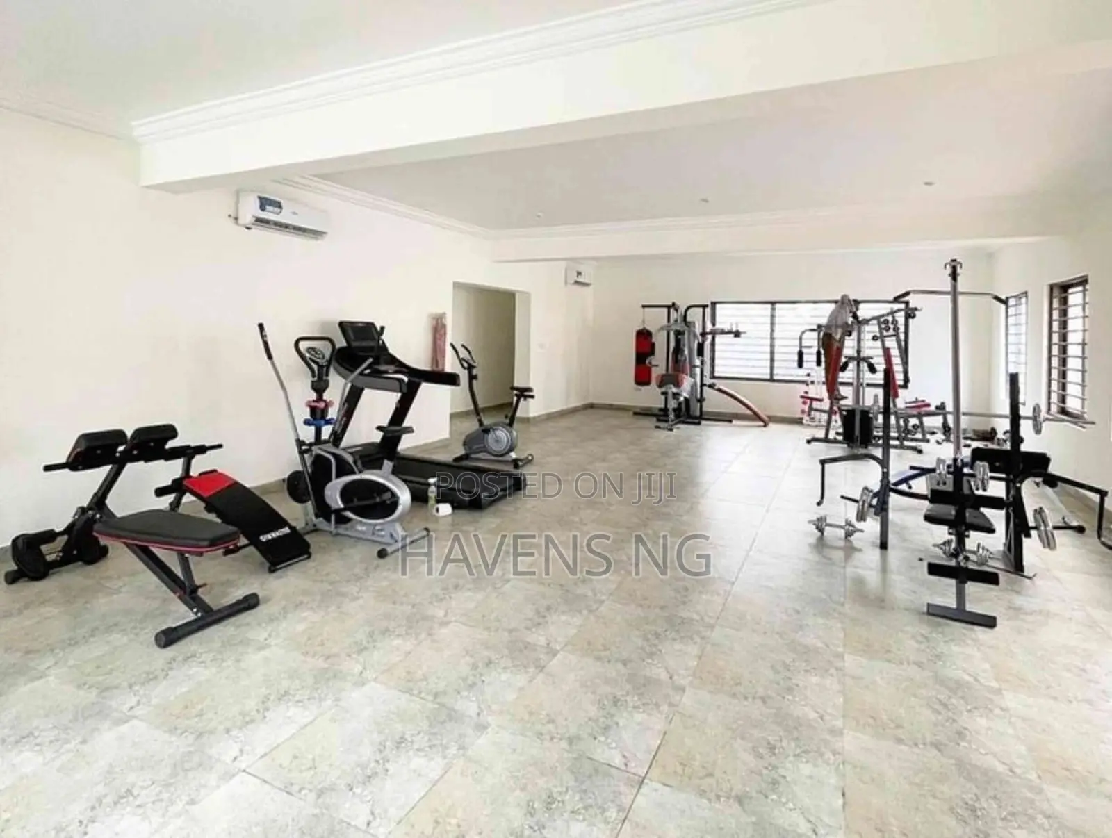 Luxury 2-Bedroom Apartment With Modern Facilities