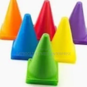 Triangle Cones Pieces Con-23