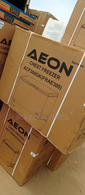 Aeon Chest Freezer 300l