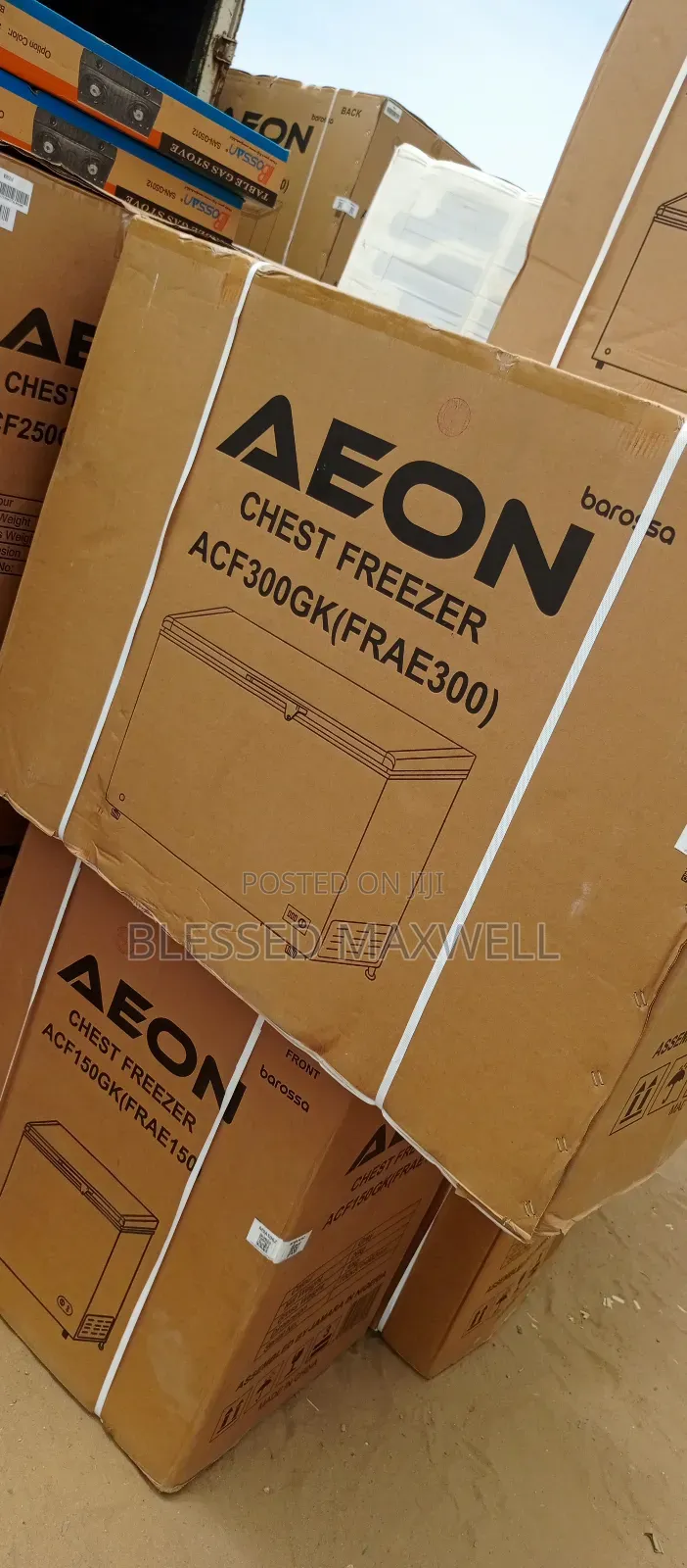 Aeon Chest Freezer 300l