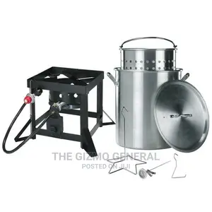 Backyard Classic Turkey Fryer With Free Pot and Strainer Set