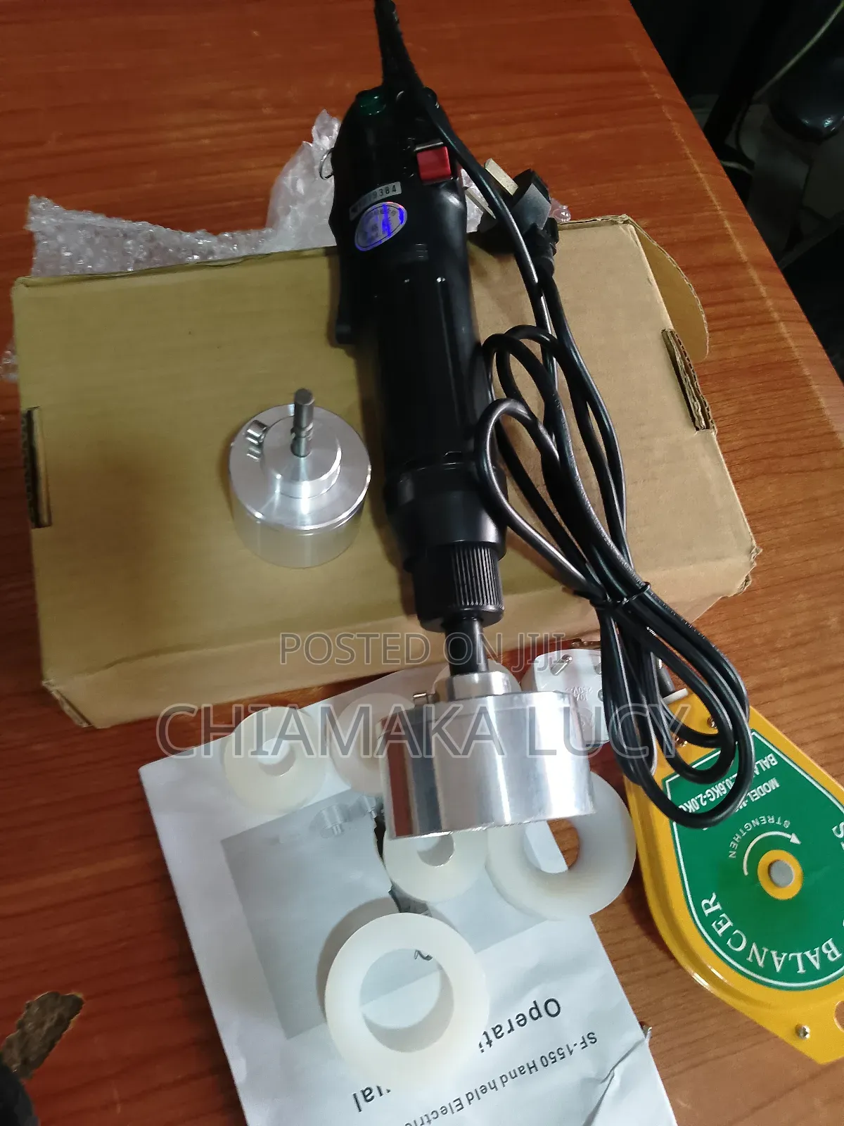 Hand Capping Machine
