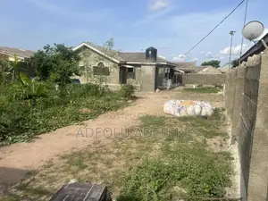 2bdrm Block of Flats in Ado-Odo/Ota for sale
