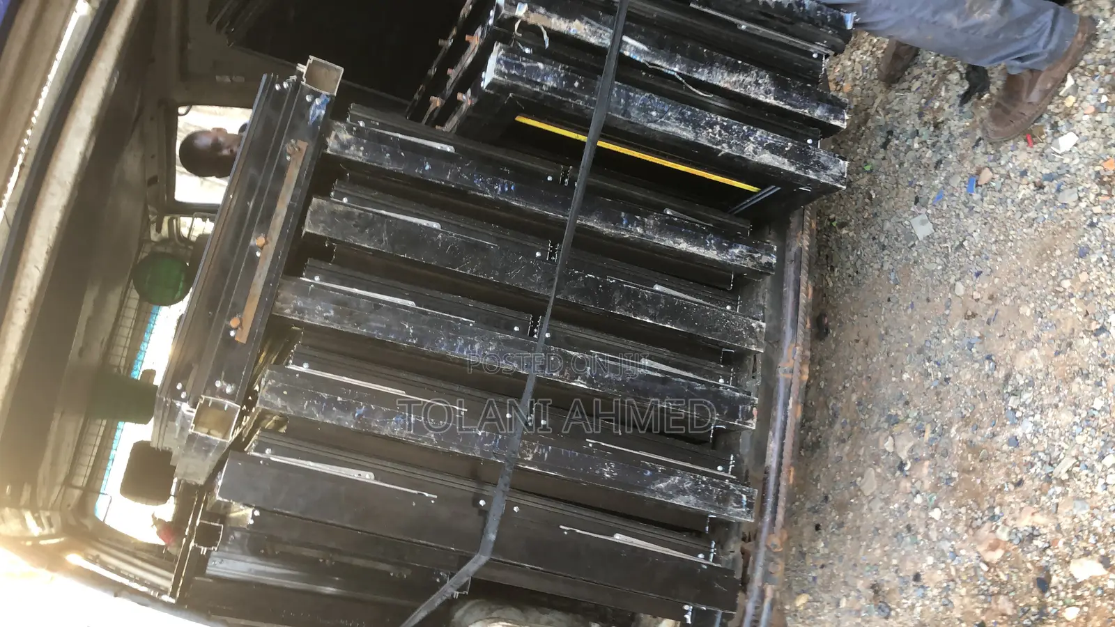 Black Frameless Aluminum Window