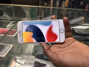 Apple iPhone 7 32 GB Silver