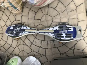 2 Wheel Pivoting Skateboard