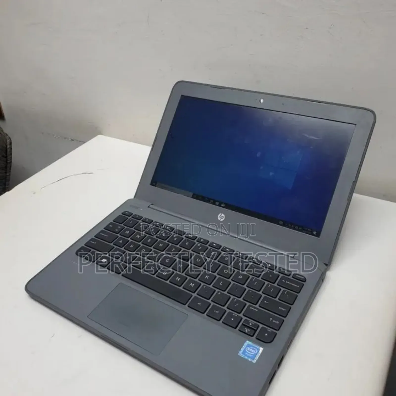 Laptop HP Stream Laptop 4GB Intel Celeron SSD 60GB