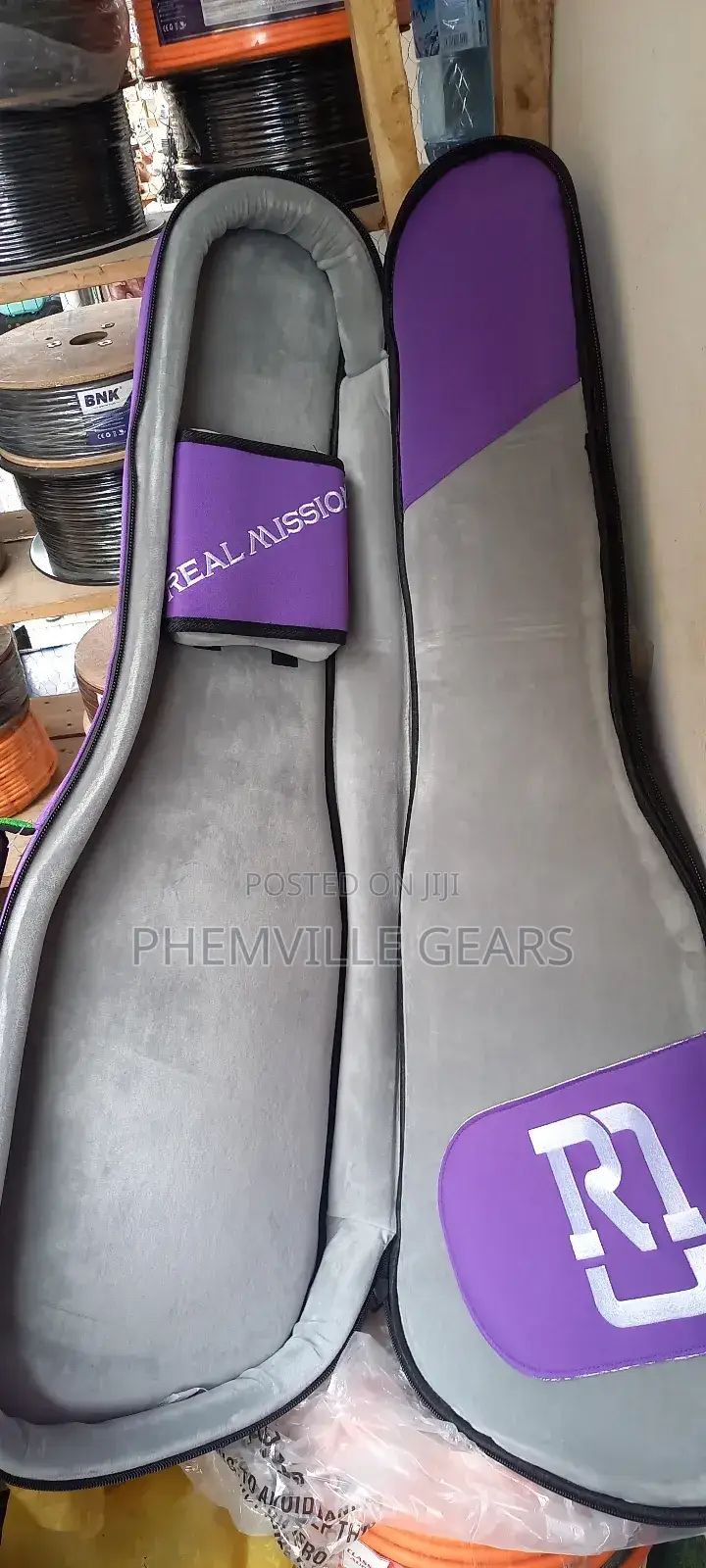 Real Mission Lead Guitar Bag.