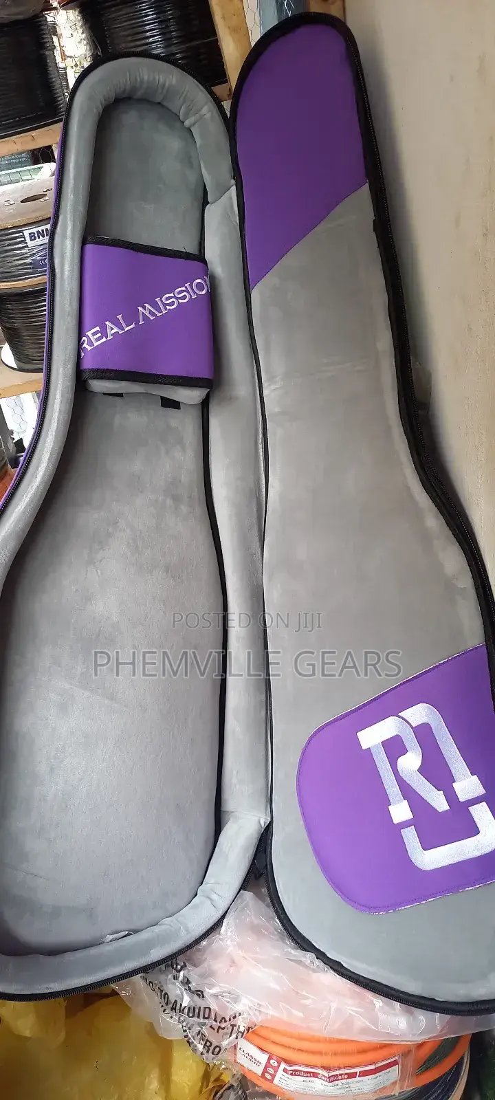Real Mission Lead Guitar Bag.