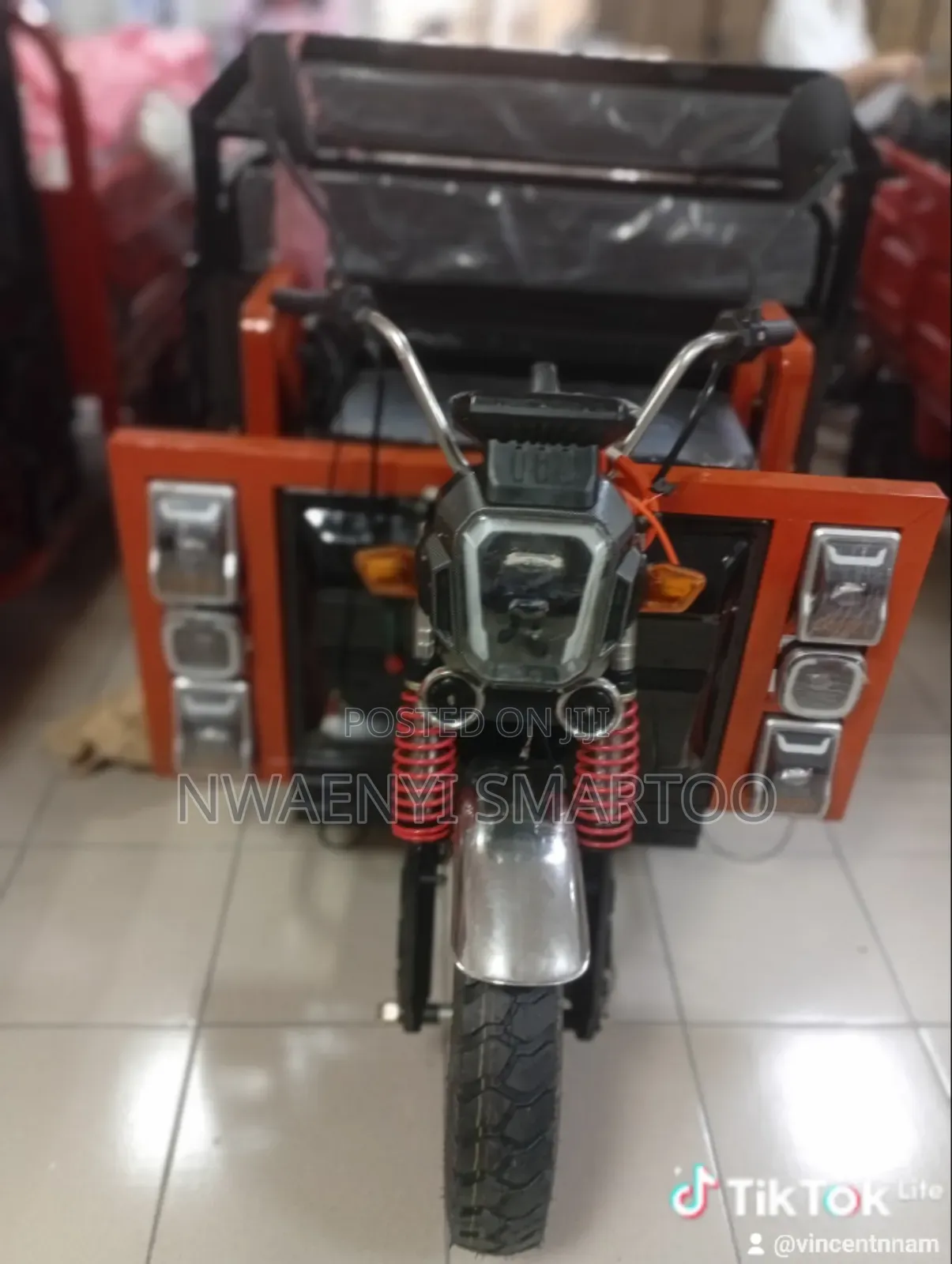 1800w Battery Cargo Tri Cycle