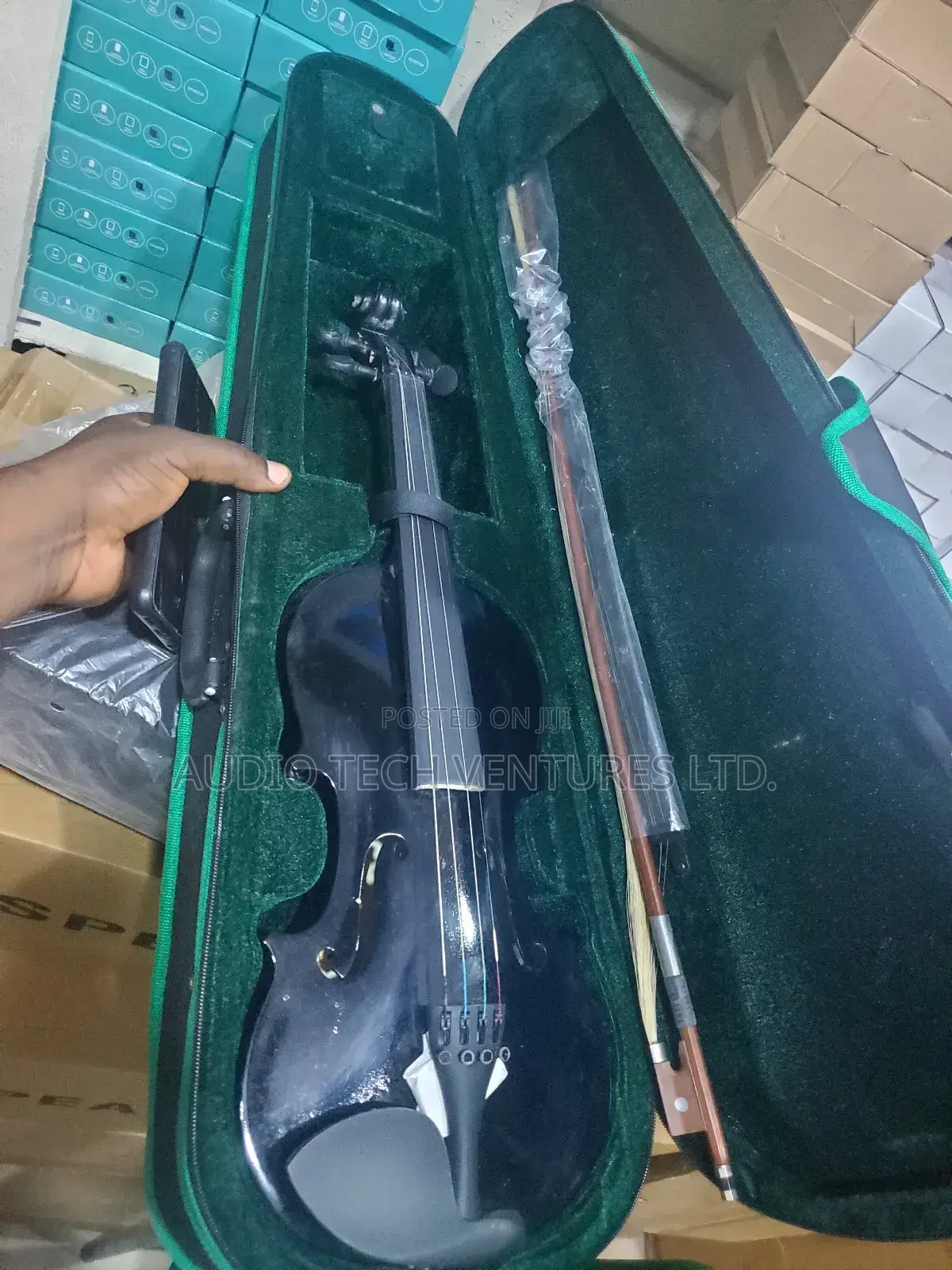Yamaha Violin Black