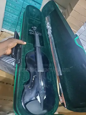 Yamaha Violin Black