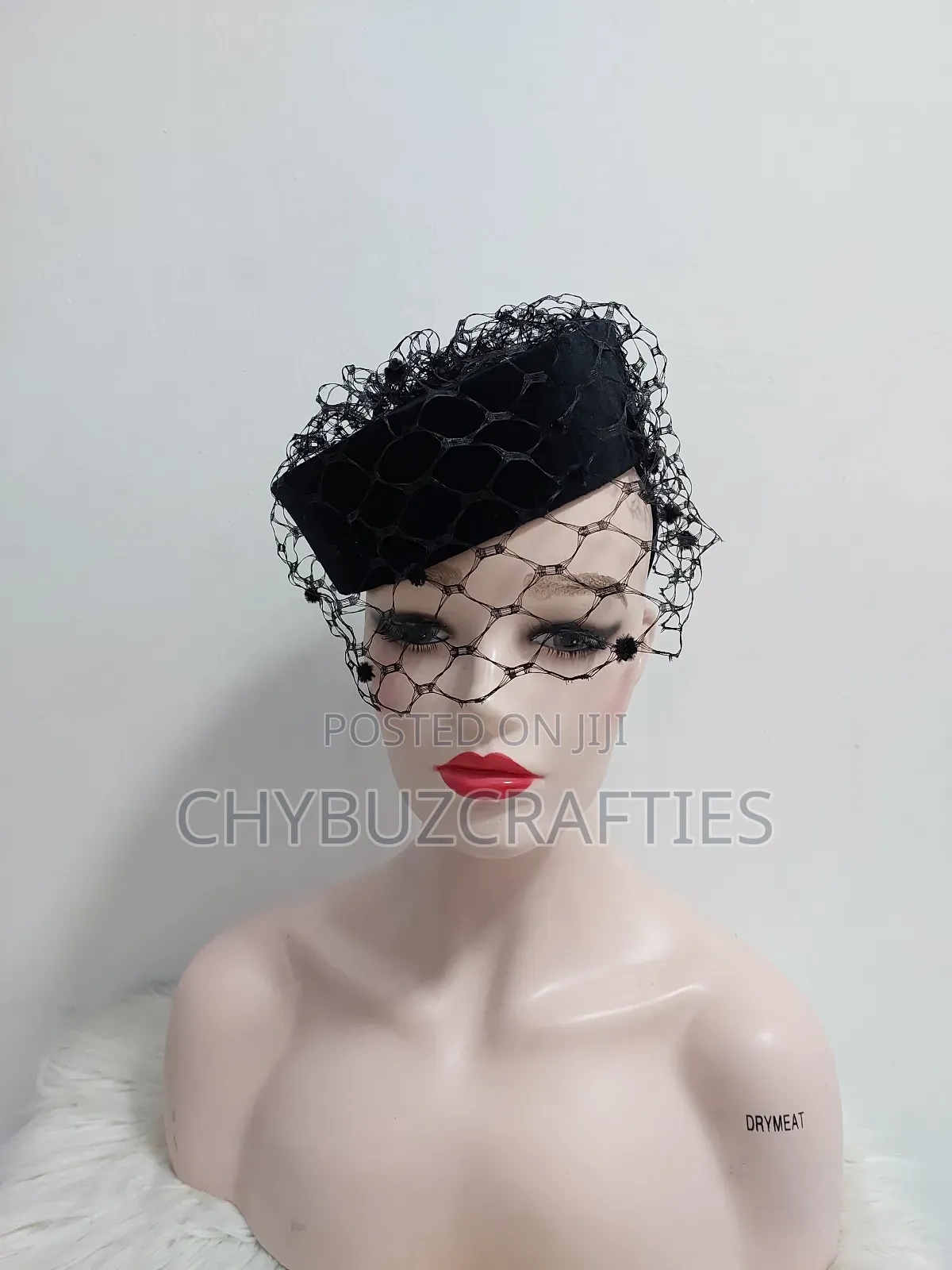 Black Cap Facinator With Net