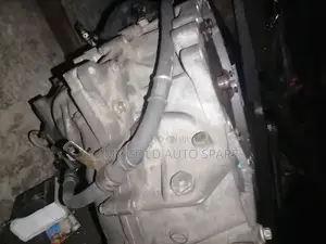 Chrysler 200 Gear Box Available