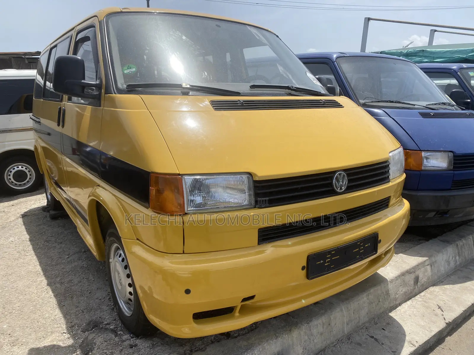 Volkswagen Transporter 2003 Yellow