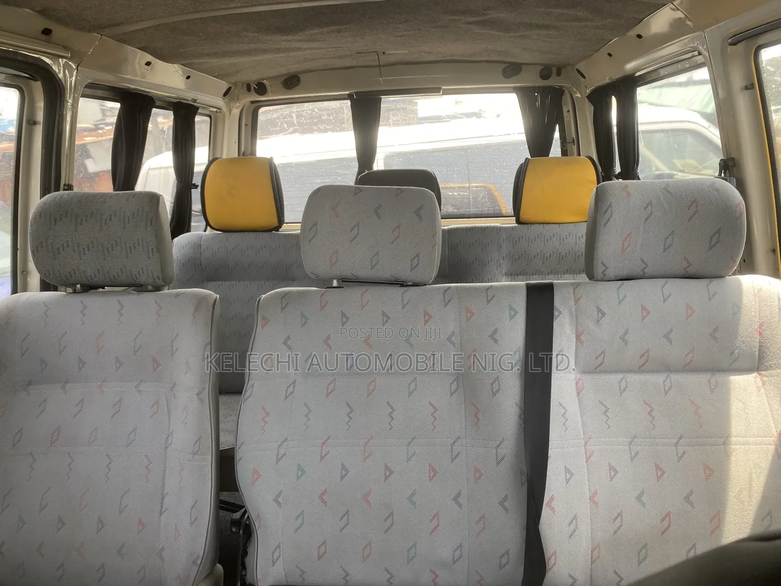 Volkswagen Transporter 2003 Yellow