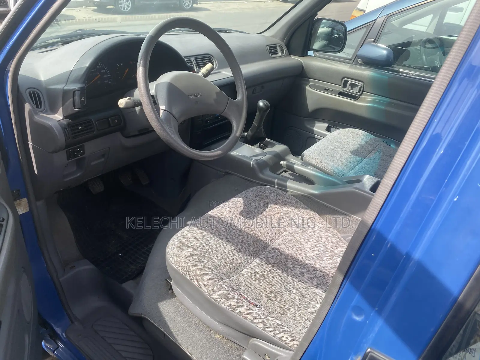 Nissan Serena 2001 Blue